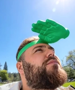 😂 Palm-Sized Sun Hat – Wear Fun, Steal the Spotlight!