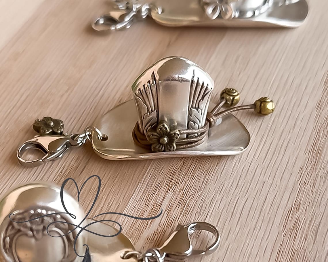 🔥⏰✨ Handcrafted Vintage Cowboy Hat Pendant