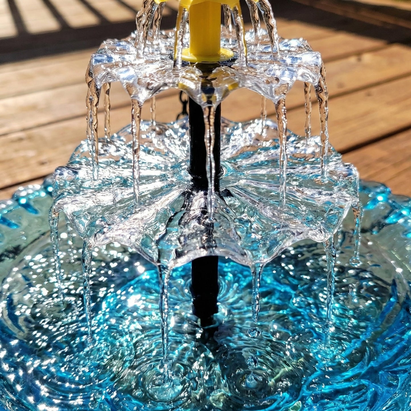 🔥🔥 New Year  70% OFF – Solar Cascade Hanging Bird Bath Fountain | 🚨 Selling Fast!